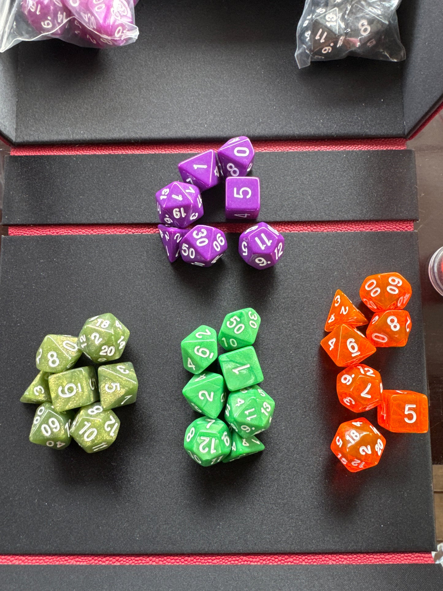 Set of dice