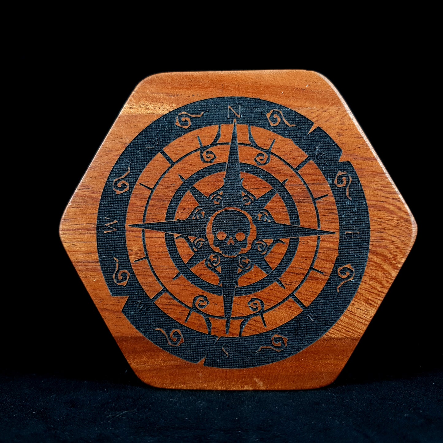 Compass Dice Box