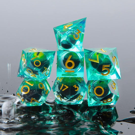 Beholder Green Dragon Eye dice set