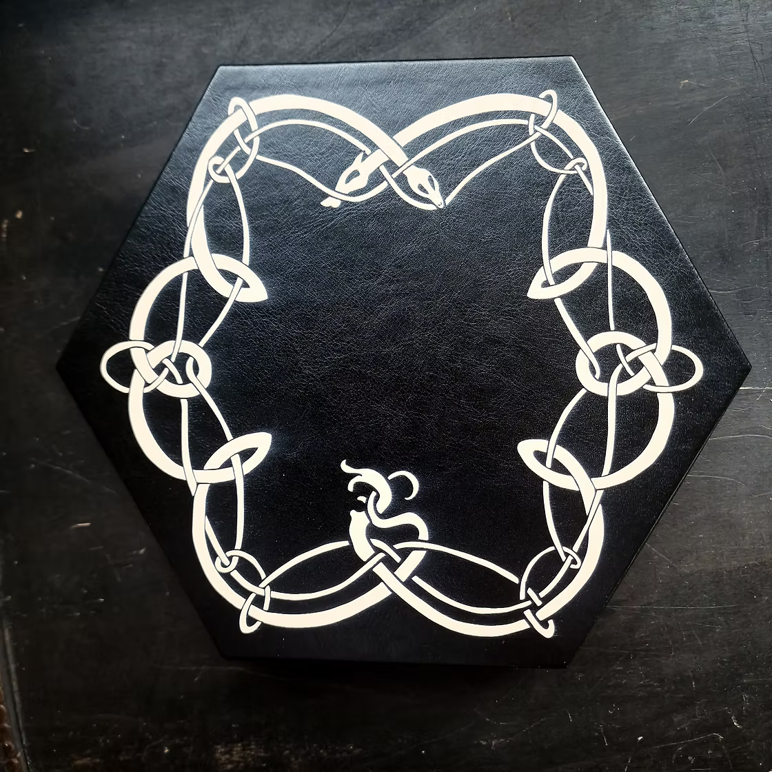 Horse & Serpent Knot Dice tray - Purple